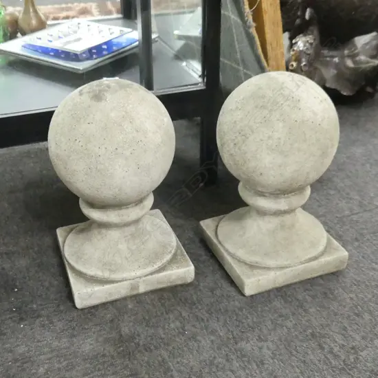 PR CONCRETE GARDEN MED BALL FINIALS H.350mm