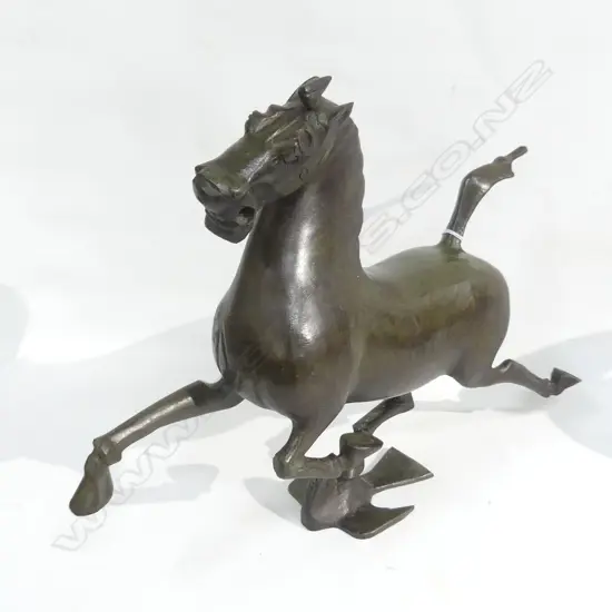 BRONZE FLYING HORSE OF GANSU L.440mm
