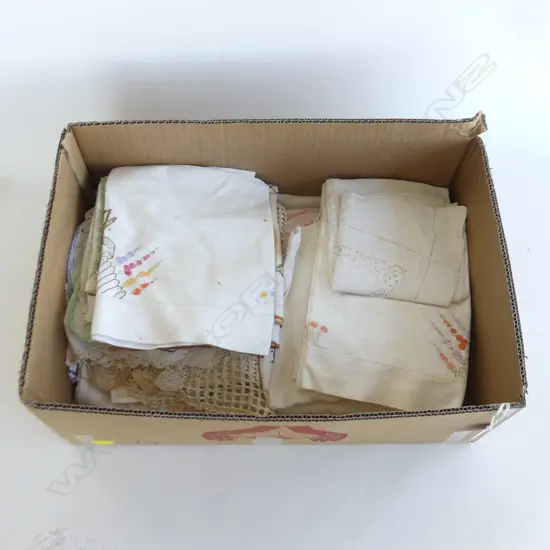 SMALL BOX OF LINEN
