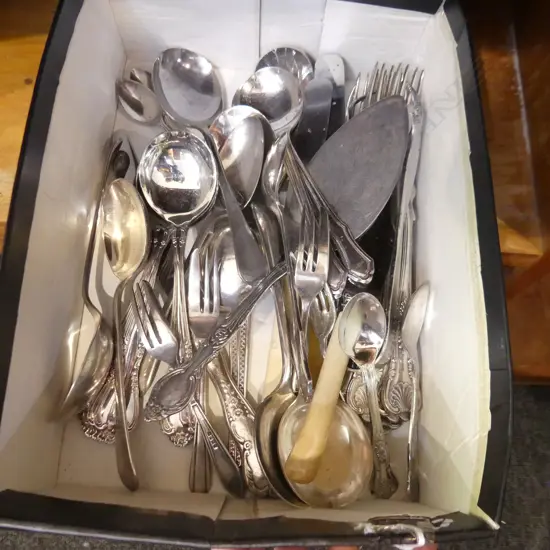 BOX ASST CUTLERY INCL RODD