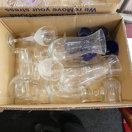 BOX ASSORT GLASS INCL WINE GLASSES, BLUE LIQUEUR GLASS ETC..