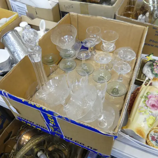 BOX ASST CRYSTAL GLASSES AND DECANTERS