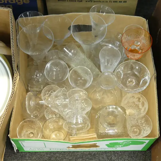 BOX LOT ASST CRYSTAL GLASSES & DECANTERS