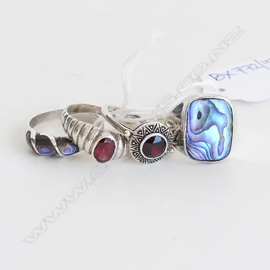 4 925 SILVER RINGS; 2 GARNET, 2 PAUA