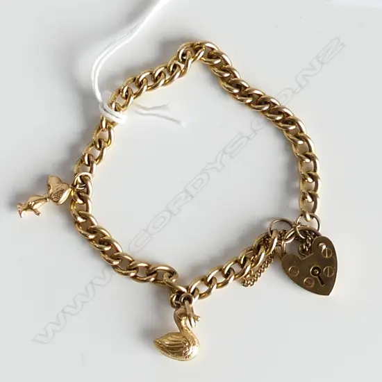 9CT SOLID GOLD CURB LINK CHARM BRACELET 16gms