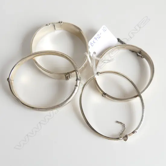 4 ASST SILVER HINGED BRACELETS, 47GMS 