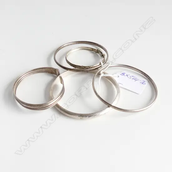 5 VINTAGE SILVER BANGLES 52gms