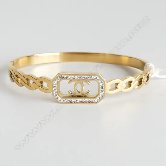 GOLD GILDED & CZ FAUX DESIGNER HINGED BANGLE