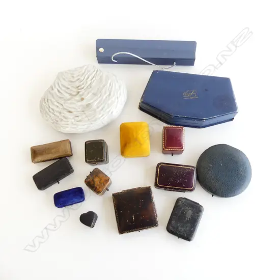 ASST. VINTAGE JEWELLERY BOXES (WORN)