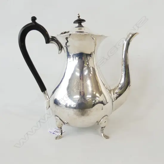 S/SILVER COFFEE POT H250MM 458grms 