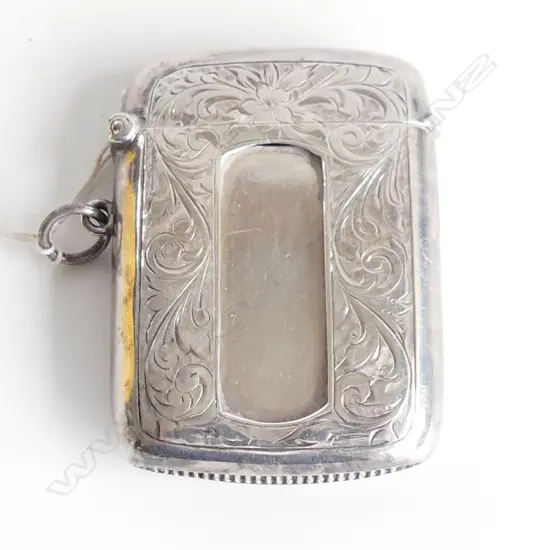 EDWARDIAN LGE SILVER VESTA engraved & with panel for striker Birmingham 1907 36gm
