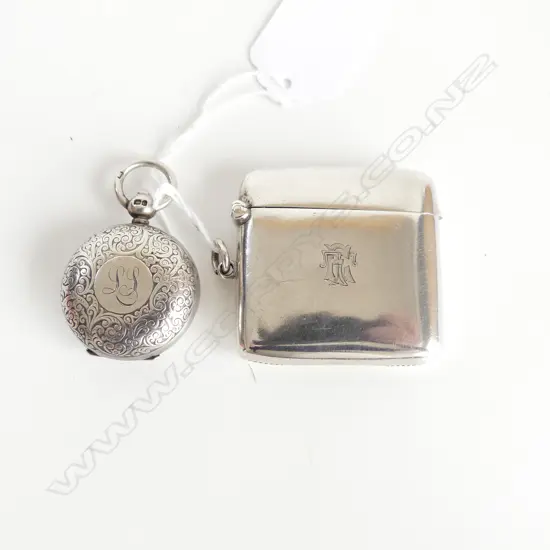 STG SILVER - SOVEREIGN HOLDER & VESTA, 55GMS