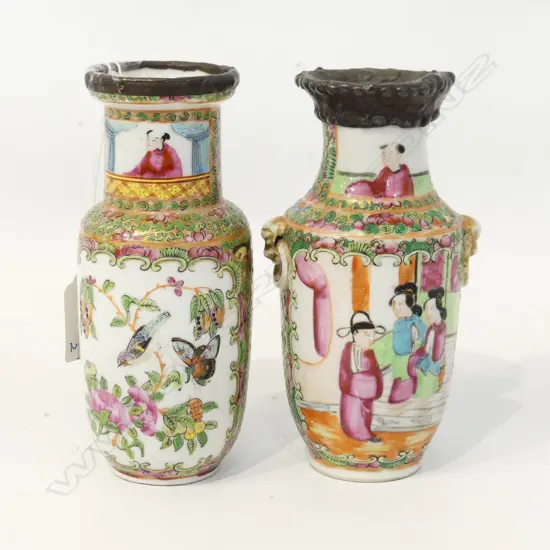 2 CHINESE FAMILLE ROSE VASES H.150mm A.F
