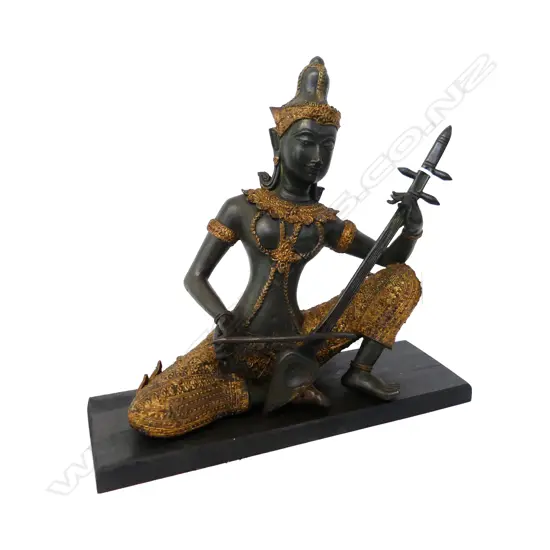 BRONZE ORIENTAL MUSICIAN H.260mm