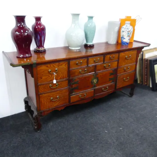 LG ORIENTAL CHEST