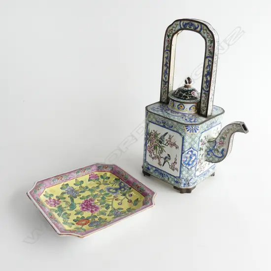 TALL ORIENTAL ENAMELLED TEAPOT H.340mm + SQUARE DISH 200x200mm
