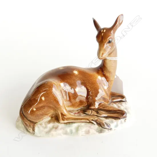 BESWICK FAWN W.145mm