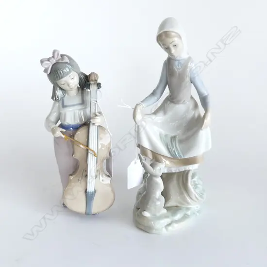 LLADRO WOMAN w. RABBIT H.220mm, NAO GIRL PLAYING CELLO H.190mm