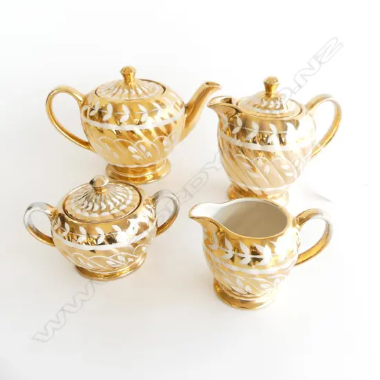 4 PC GOLD SADLER SET; TEAPOT, COFFEE POT, LIDDED SUGAR BOWL & MILK JUG