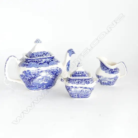 MASONS BLUE AND WHITE TRANSFER WARE TEAPOT ,SUGAR BOWL AND MILK JUG, ENGLISH STATELY HOME SCENE.