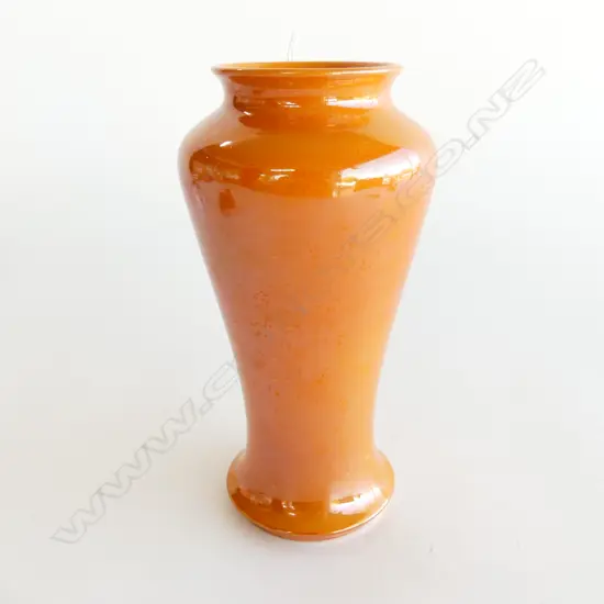 MOORCROFT VASE, ORANGE GLAZE H.185mm