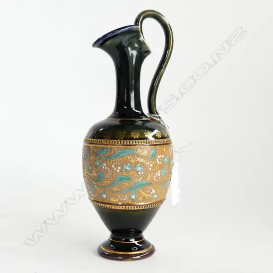 ROYAL DOULTON SLATERS JUG H 21.5CM W8CM