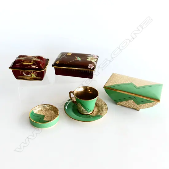 2 CARLTON WARE ROUGE ROYALE LIDDED CONTAINERS + 3 PCES DECO CROWN DEVON; C/S (REPAIR), DISH, LIDDED CONTAINER W.155mm