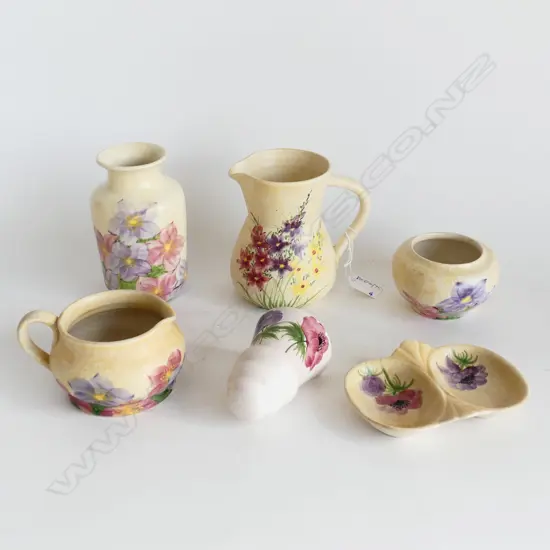 6 PCES H/PAINTED RADFORD POTTERY; 2 VASES, 2 JUGS, ETC H.145mm