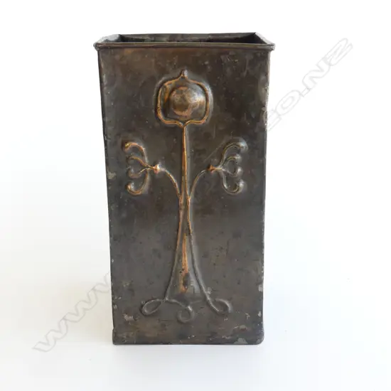 ARTS & CRAFTS RECTANGULAR METAL WASTE PAPER BIN 165x165x315mm