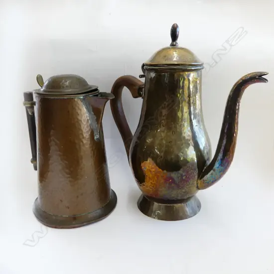 VINTAGE BEATEN METAL JUG & COFFEE POT H.265mm