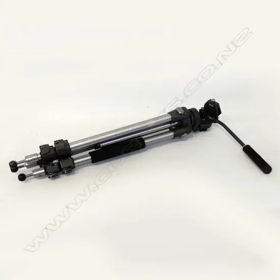 'FAN CIEV' FT-6702A TRIPOD H.750mm