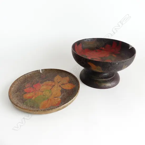 2 POKER WORK NZ ARTS & CRAFTS PCES: TAZZA w repair to rim & CIRCULAR TRAY