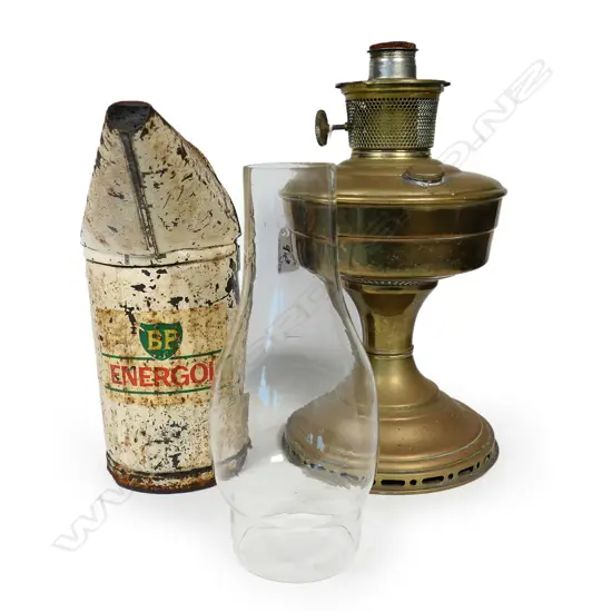 'ALADDIN' KEROSENE LAMP H.490mmm FLUE & VINTAGE BP OIL CAN