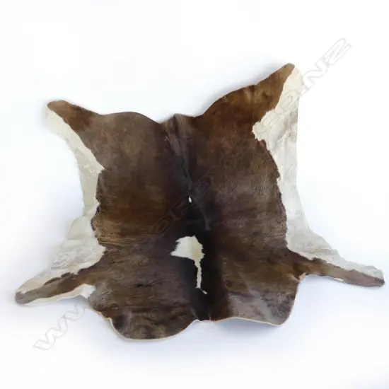 CALF HIDE 1000x970mm