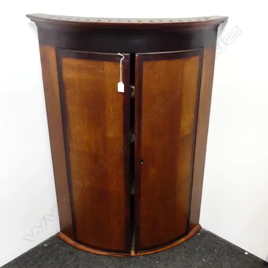 GEORGIAN MAHOGANY CORNER CUPBOARD (no lock) 520x520x1035mm