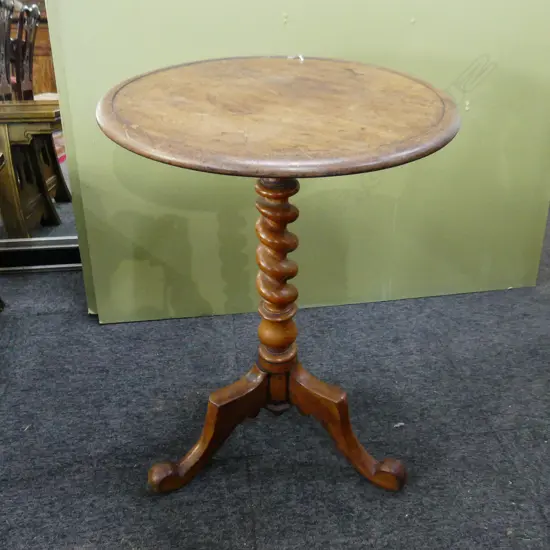 ANTIQUE OAK BARLEY TWIST WINE TABLE H.675mm