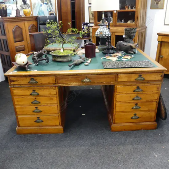 LGE COLONIAL RIMU PARTNERS DESK. W.1630 D.1100 H. 660mm