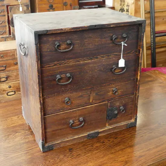 OLD JAPANESE small TANSU COLLECTORS/BEDSIDE CABINET 6 drawer orig. dark stain H.525mm