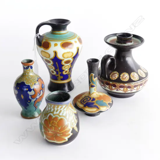 5 PCES GOUDA; (1 SML REPAIRED) H.140mm