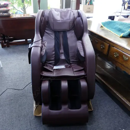 AS NEW STILL IN BOX MASSARGE CHAIR 750x1300x1100mm w. manual