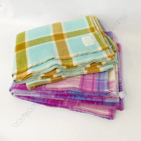 2 RETRO CHECKED WOOLLEN BLANKETS