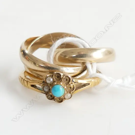 9CT GOLD SM RUSSIAN WEDDING BAND & 22CT TURQUOISE & SEED PEARL RING (A/F) 7.70gms