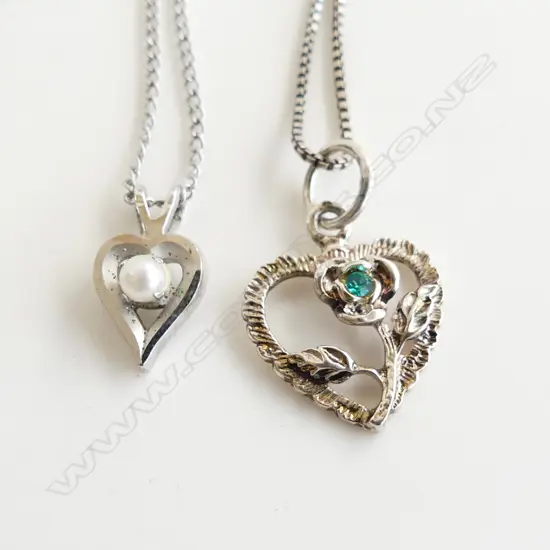 2 ASST STG SILVER HEART PENDANTS & CHAINS, 5.03GMS