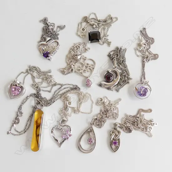 10 925 SILVER NECKLACES 47.3 GRAMS