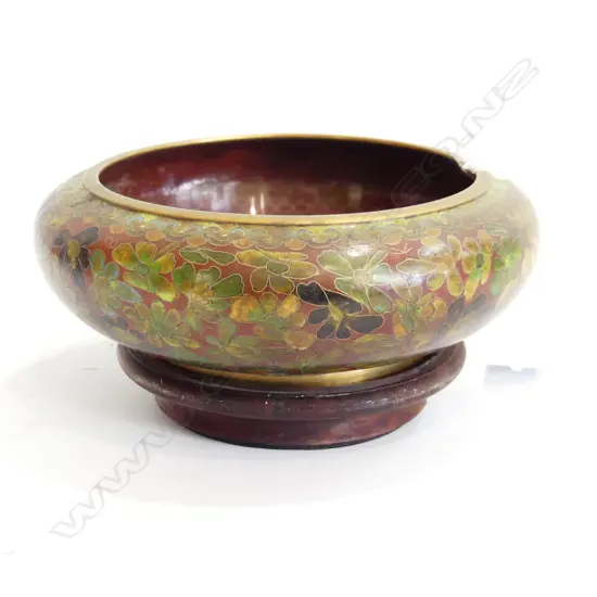 VINTAGE ORIENTAL CLOISONNE DISH & WOODEN STAND DIA 180mm
