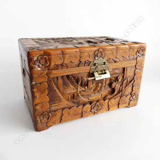 SM CAMPHOR WOOD BOX WITH CHINESE BRASS PADLOCK & SLIDE KEY 300 X 190 X 190mm