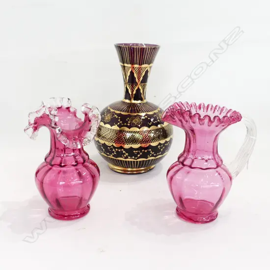 2 FRILLED RIMMED CRANBERRY GLASS (VASE H. 210 JUG 210mm) + LG GILT & HEAVY GLASS VASE (H. 315mm)