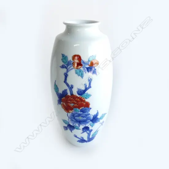 JAPANESE VASE