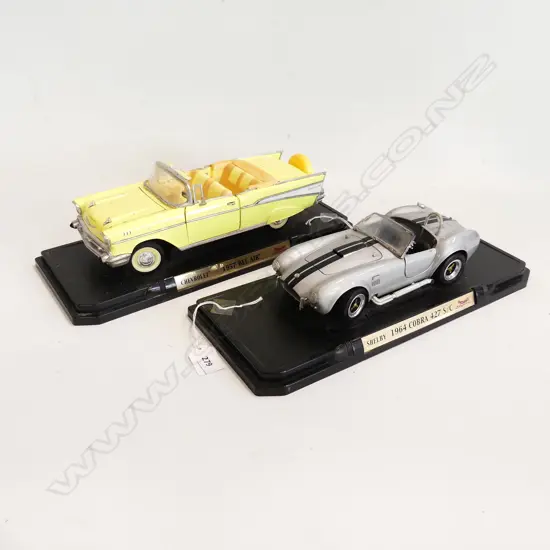2 DIE CAST TOY CARS 57BEL AIR L280MM & COBRA L220MM