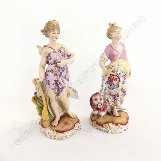 2 VINTAGE VICTORIAN FIGURINES, H. 200mm